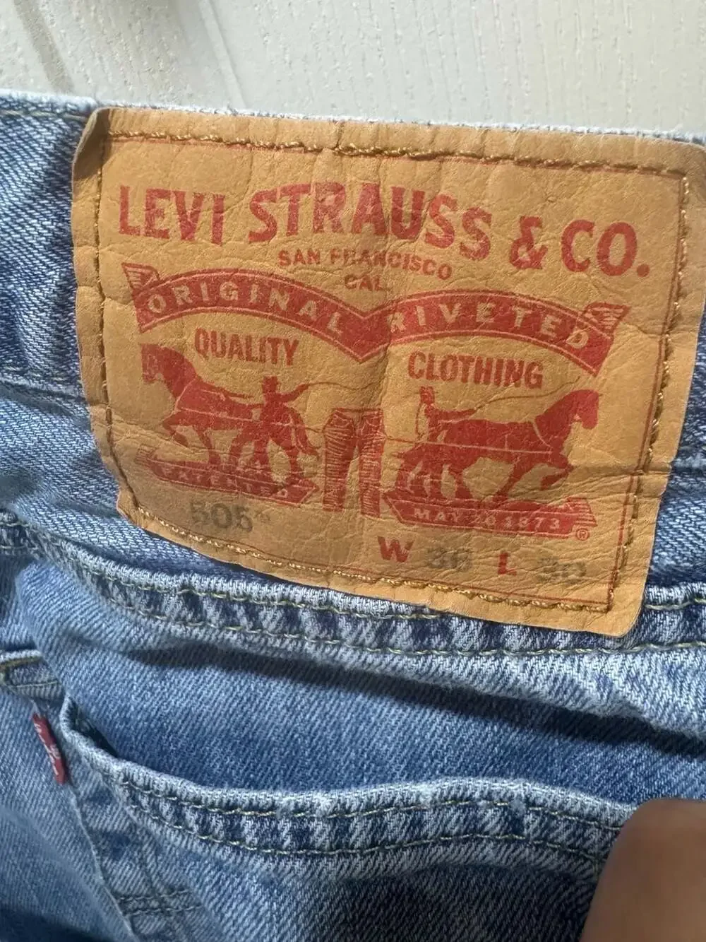 Levi's 505 Regular Fit Straight Leg Jeans Men's 36x30 Medium Wash Denim